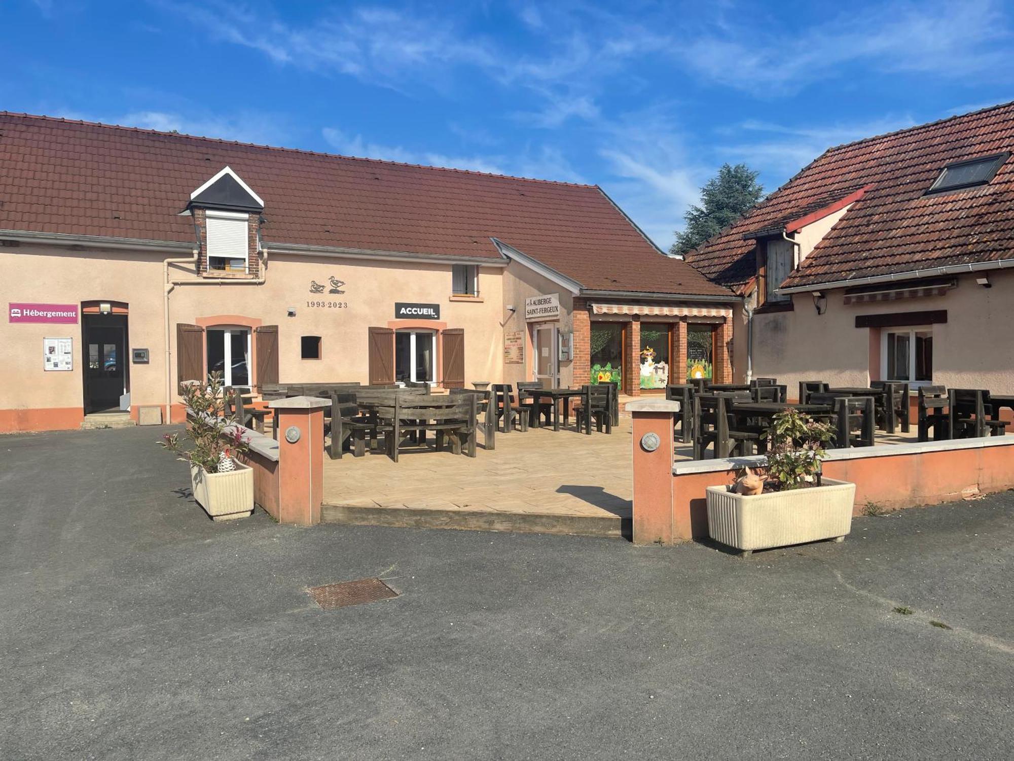 Auberge Saint Fergeux Gionges エクステリア 写真