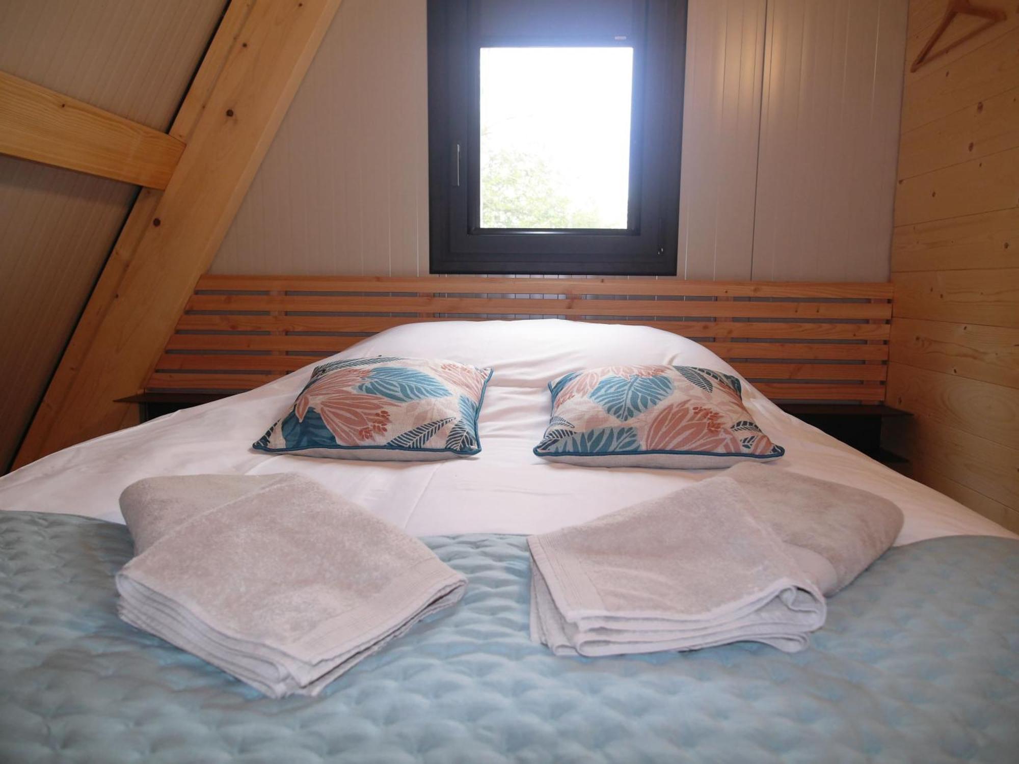 Auberge Saint Fergeux Gionges エクステリア 写真